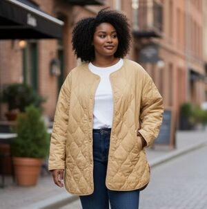 Quilted Liner Jacket with Snap Buttons and a Collarless Design Size XL